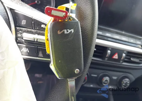 2024 Kia Forte Lx из США, поврежденный, VIN 3KPF24AD6RE806068